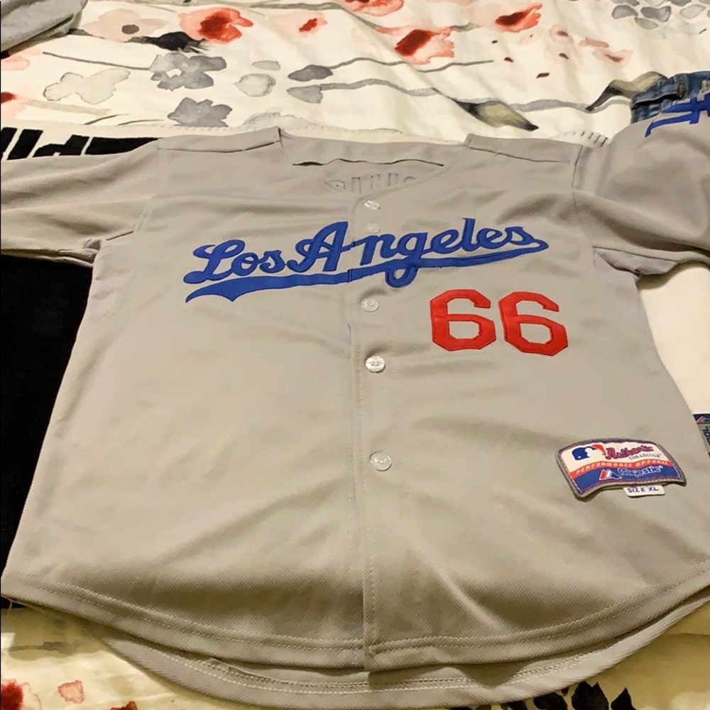 Dodgers jersey size XL in kids